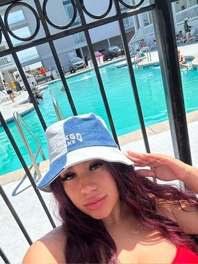 Meet your Posher, Gerelin